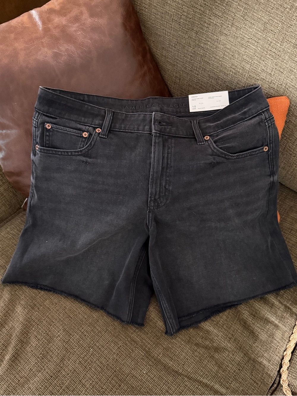 American Eagle Low Rise Baggy Shorts NWT